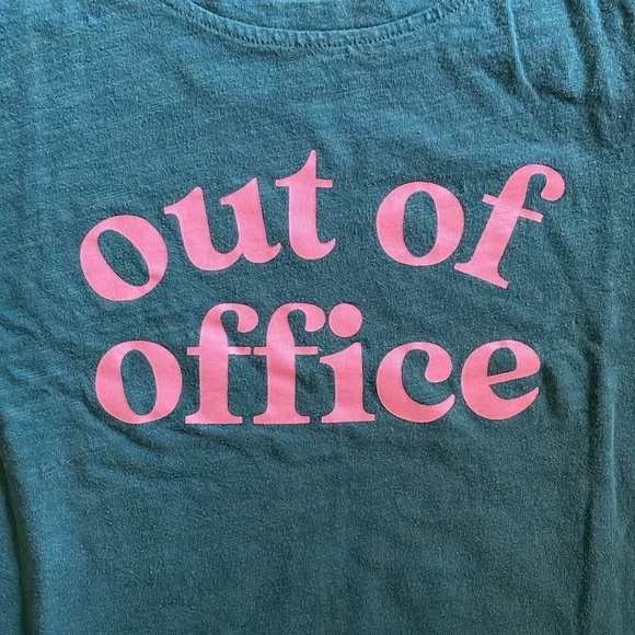 Out of Office Green Pink Women's Short Sleeve T-Shirt XS 0 2 Time & Tru - Picture 1 of 5